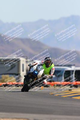 media/May-12-2024-SoCal Trackdays (Sun) [[ad755dc1f9]]/7-Turn 16 (915am)/